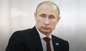 Уволена судья, одобрившая иск об отстранении Путина от должности