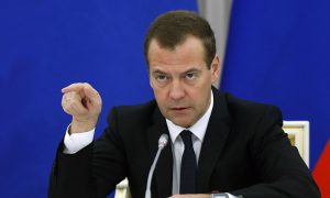 Результаты референдума в Нидерландах показали настоящее отношение Европы к Киеву, - Медведев