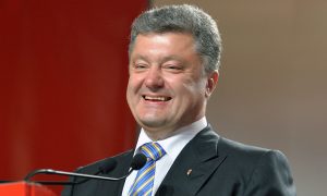 Порошенко продлил срок действия моратория на выплату долга России