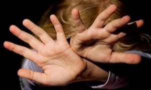 «Продавали детское порно в 28 стран»: в Екатеринбурге трое мужчин арестованы за создание сцен сексуального насилия над детьми