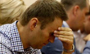 Суд заблокировал иск Навального к авторам фильма «Эффект Браудера»