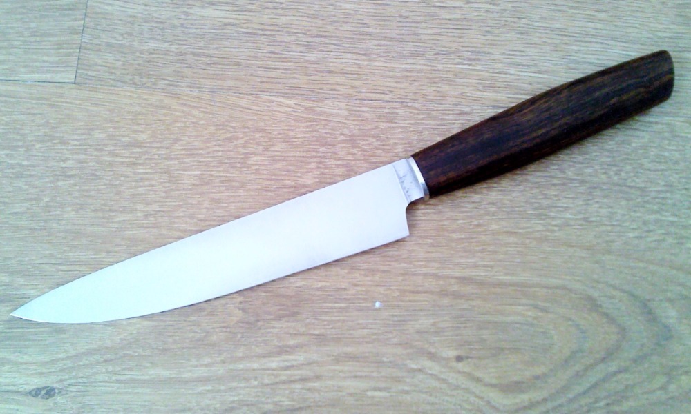 В Татарстане школьник ударил одноклассника кухонным ножом в спину после ссоры в Интернете 