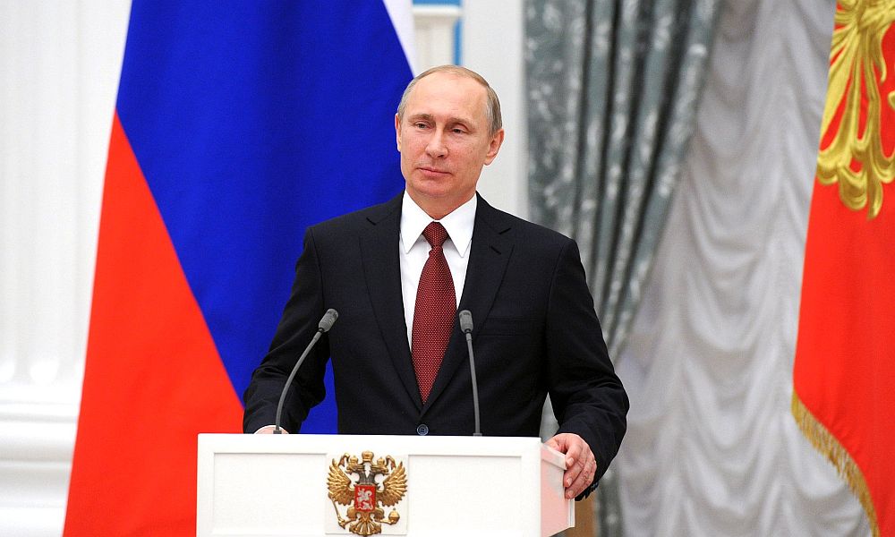 Путин вручил в Кремле медали 