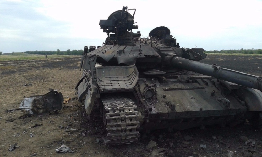 Азербайджанская армия за трое суток конфликта с Арменией потеряла 18 танков 