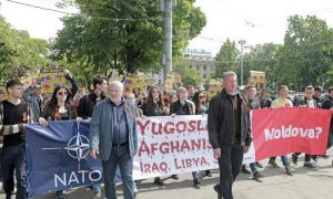 Яйца молдавской оппозиции испугали министра обороны и руководство НАТО