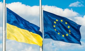 Руководство ЕС пообещало ускорить введение безвизового режима с Украиной