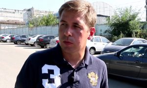Адвокат Надежды Савченко экстренно прибыл в аэропорт Ростова-на-Дону