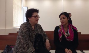 Американскую интернет-невесту осетинского жениха выдворили из России на родину