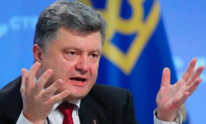 Порошенко потребовал переименовать Днепропетровск и Кировоград после демонтажа тысячи «идолов Ленина»