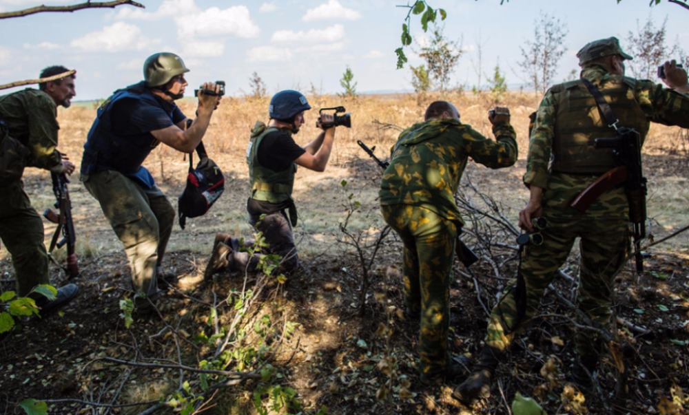 «Репортеры без границ» осудили Украину за раскрытие данных журналистов, работавших в Донбассе 