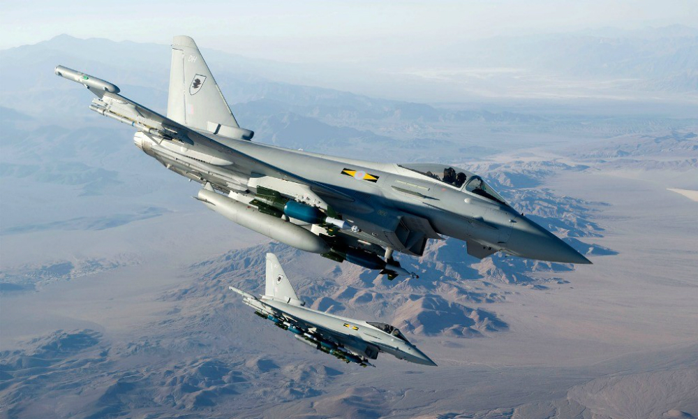 Истребители Typhoon ВВС Британии испугались трех российских транспортников над Балтикой 