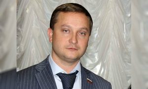 Депутат ЛДПР потребовал запрета гимна Украины в России