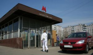 Мужчина умер в душном московском метро от остановки сердца