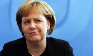 Меркель встала на защиту выгодного для Германии проекта 