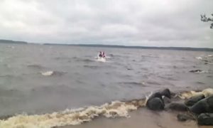 МЧС объявило о завершении поисково-спасательных работ на озере в Карелии