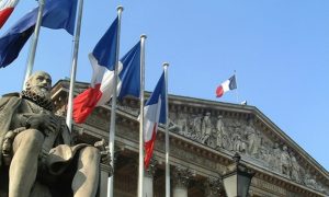 Франция отказалась вступать в торговый союз с США