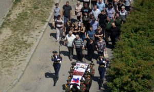 В Белоруссии похоронили погибшего в Сирии российского летчика