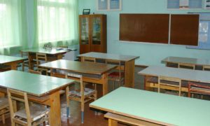 «Ты чё в бар пришёл?»: в Кемерове конфликт учителя и школьника на уроке попал на видео