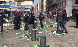 Российские болельщики вместе с арабами и французской полицией устроили англичанам ад в Марселе