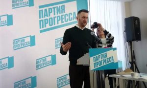 Навальный написал письма Путину, Медведеву и Памфиловой с требованием допустить его партию к выборам