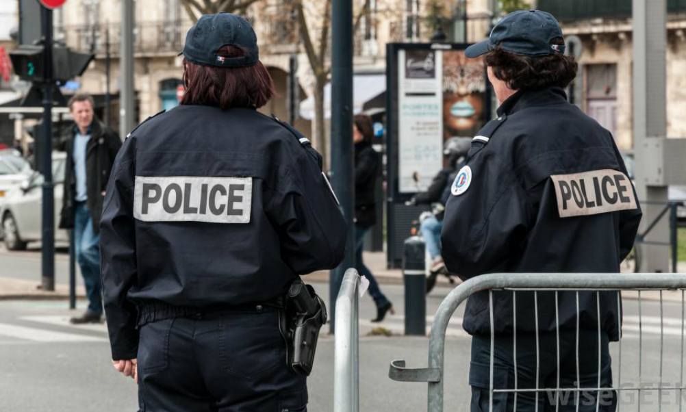 В Марселе в результате нападения застрелены двое мужчин и ранена девочка-подросток 