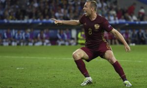 В обидном поражении от сборной Словакии на Евро-2016 виноваты мы сами, - Глушаков