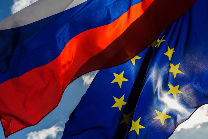Франция тормозит процесс утверждения санкций против России Франция тормозит процесс утверждения санкций против России