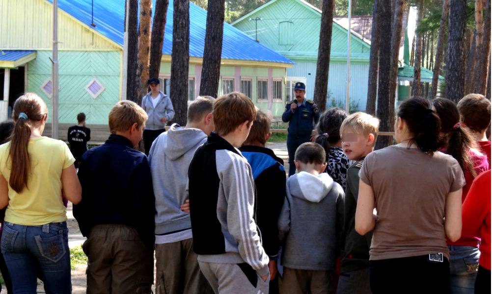 Убийца изнасиловал школьников в детском оздоровительном лагере Якутии 