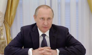 Путин поговорил с лидерами фракций Госдумы о парламентских драках и ругани