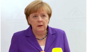 Меркель пообещала европейцам выиграть войну с терроризмом