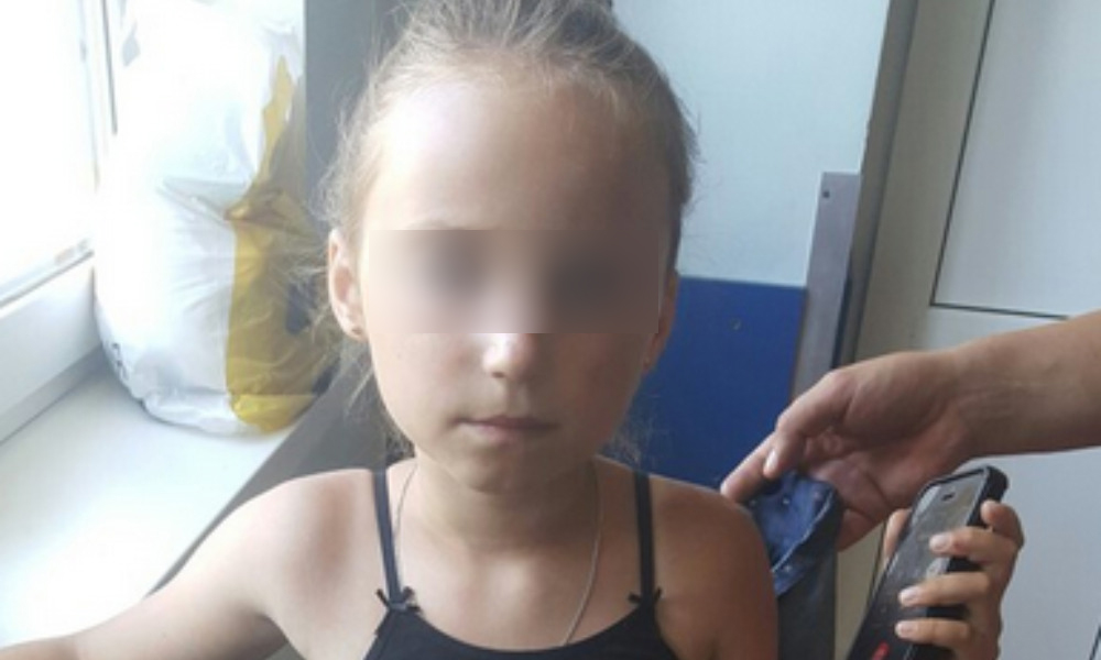 Пятилетняя девочка получила серьезные ожоги в самолете, возвращаясь с отдыха в Москву 