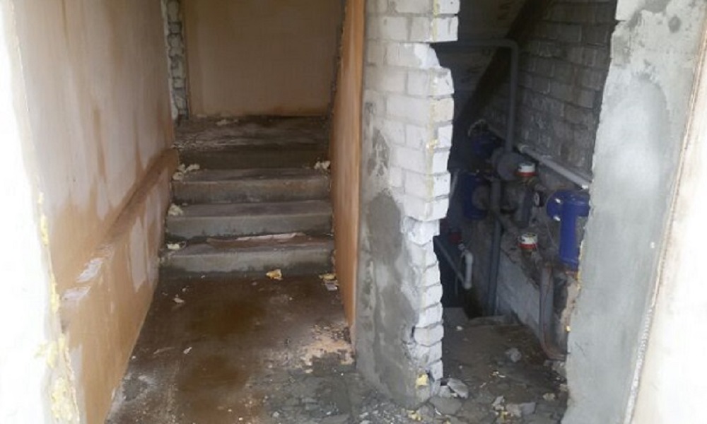 Жильцы полуснесенного дома в Волгограде попали в 