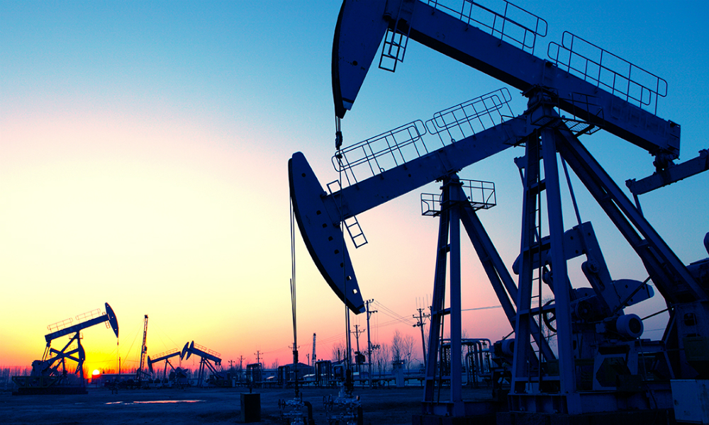 Цена нефти марки Brent поползла вниз на страхах о переизбытке ее запасов 