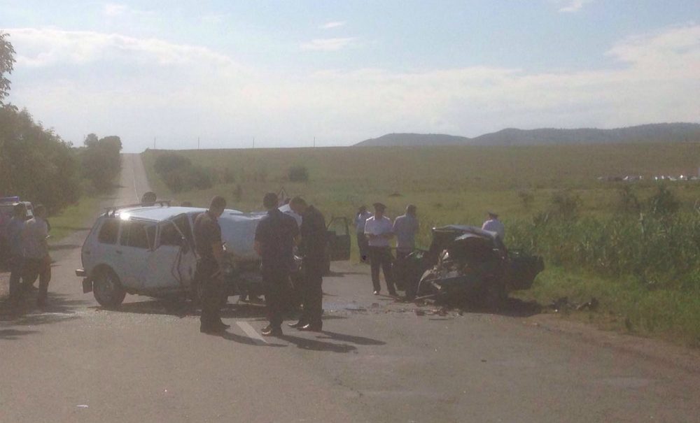 Четверо детей и двое взрослых разбились насмерть в страшном ДТП в Ингушетии 