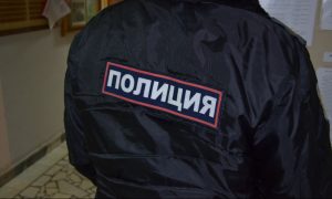 Мужчина надел полицейскую форму и вместе с подельником ограбил квартиру в Москве