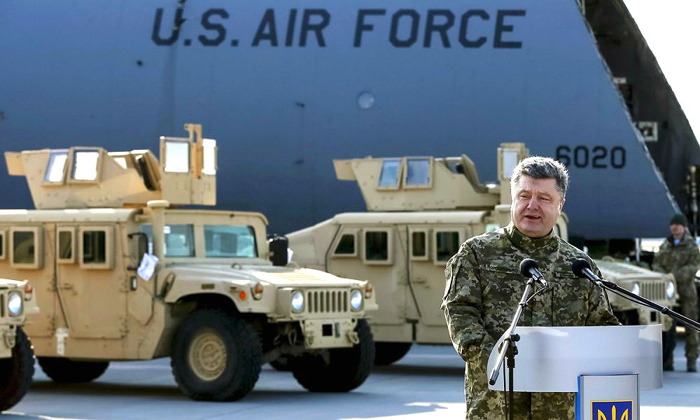 Порошенко объявил об усилении Украины после получения средств контрбатарейной борьбы из США 