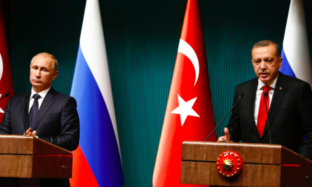 Путин и Эрдоган обсудили попытку свержения властей в Турции 