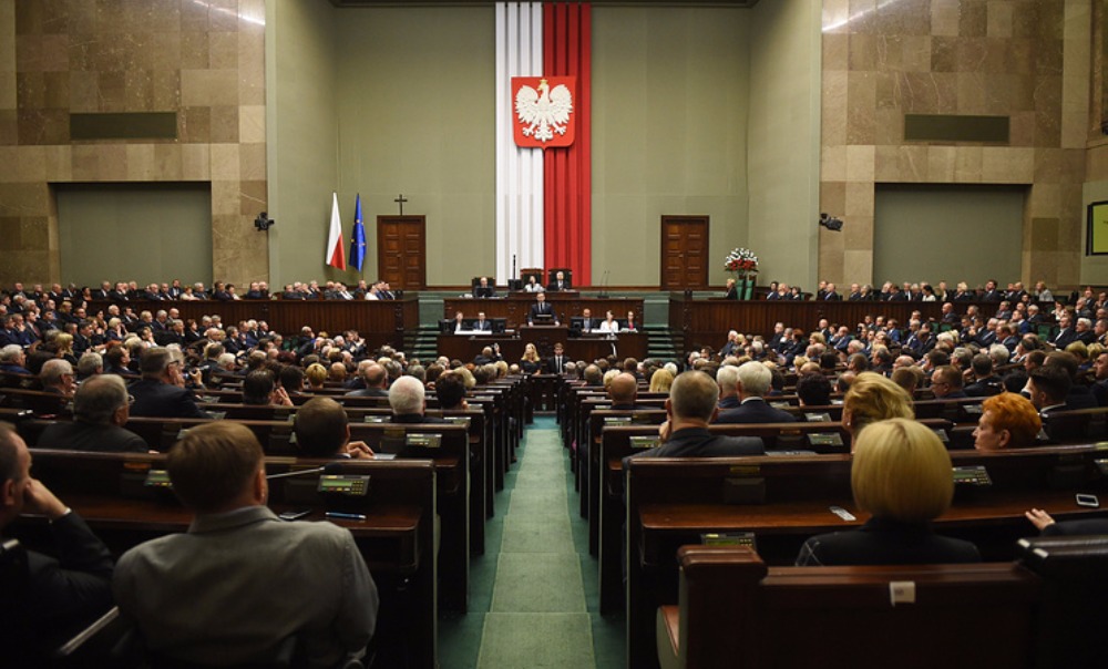 Парламент Польши признал Волынскую резню геноцидом и установил день скорби по жертвам националистов 
