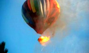 Горящий воздушный шар с 16 людьми потерпел катастрофу в Техасе