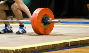 Сборную России по тяжелой атлетике отстранили от Олимпиады в полном составе
