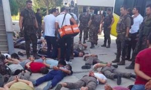 Турецкие полицейские устроили перестрелку с мятежниками в Стамбуле и Конье