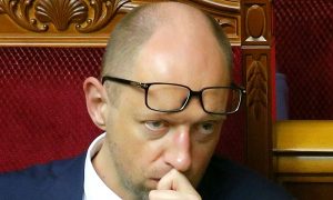 Скандальный украинский музыкант-бандеровец призвал прибить к стене Яценюка