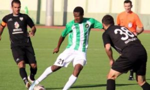 Молодой нигериец скончался на футбольном поле во время тренировки в Азербайджане