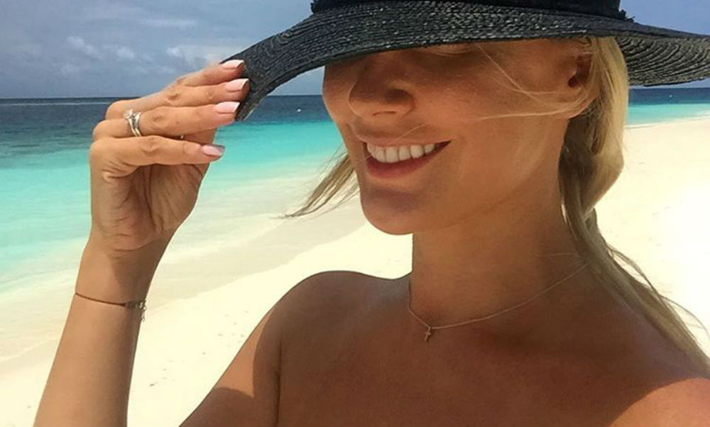 Елена Летучая в медовый месяц на Мальдивах показала свои соблазнительные прелести 