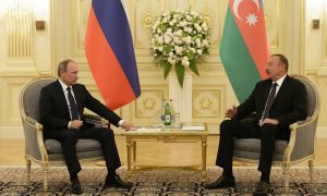Путин пообещал Алиеву найти приемлемое решение карабахского конфликта