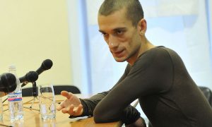 Приезд скандального художника Павленского в Одессу закончился дракой и инфарктом