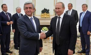 Президент Армении подтвердил Путину готовность выполнять достигнутые соглашения по Карабаху