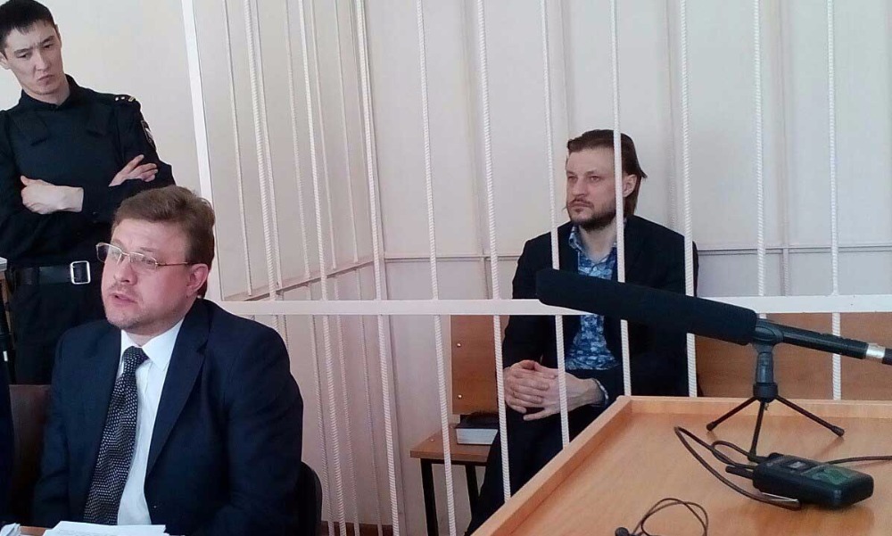 Адвокат обвиняемого в мошенничестве вице-губернатора пожаловался Чайке на Бастрыкина 