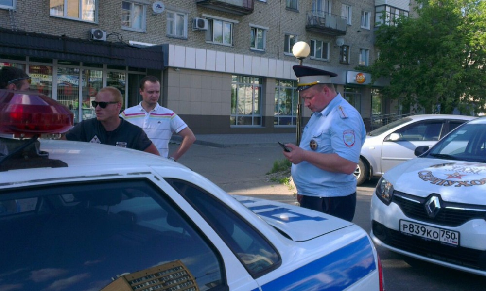 Ростовского адвоката застрелили из пневматического оружия у подъезда дома в Подмосковье 