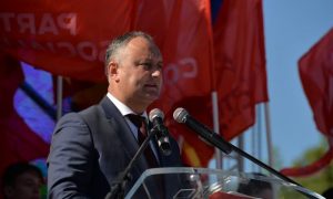 Глава крупнейшей оппозиционной партии Молдавии выдвинут кандидатом в президенты